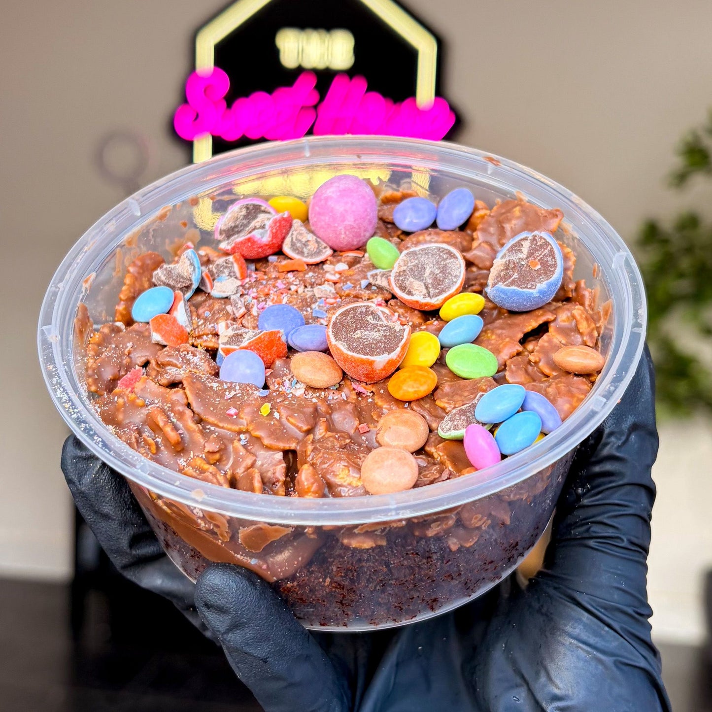 Crunch Cake Tub - MILK CHOC